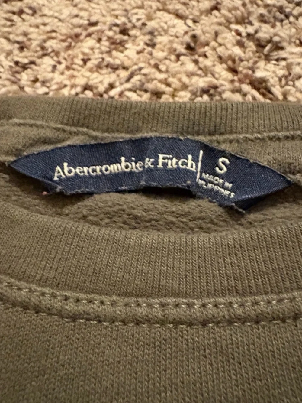Abercrombie & Fitch Olive Green Logo Sweatshirt Small Crewneck Pullover